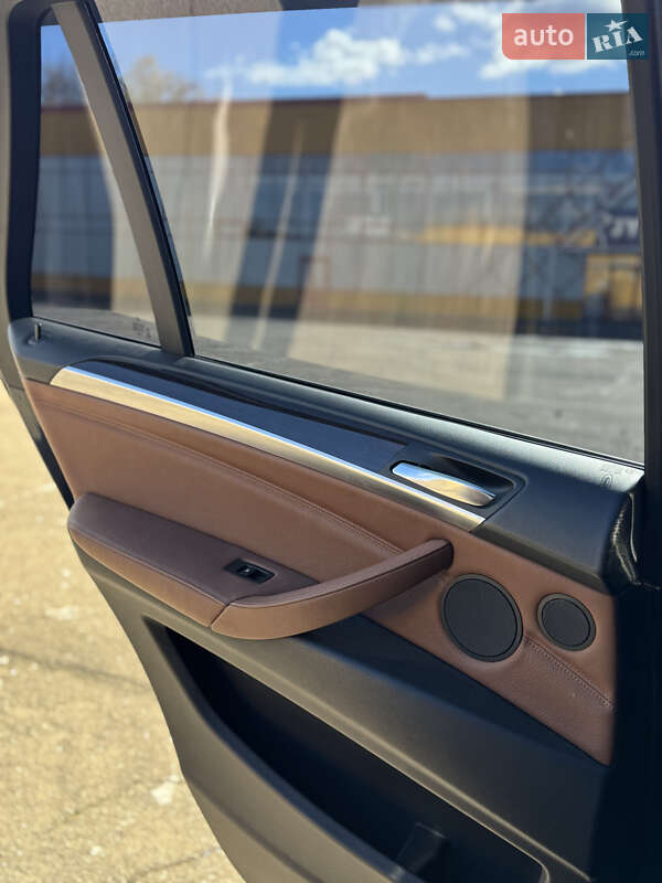 Позашляховик / Кросовер BMW X5 2012 в Житомирі