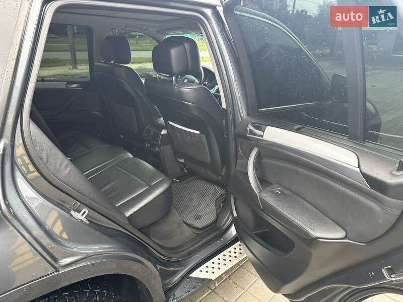 Внедорожник / Кроссовер BMW X5 2013 в Львове