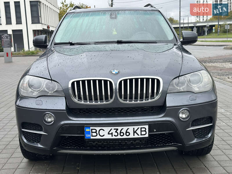 Внедорожник / Кроссовер BMW X5 2013 в Львове