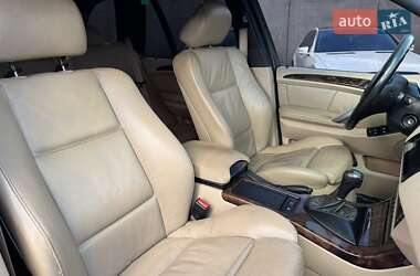 Позашляховик / Кросовер BMW X5 2004 в 