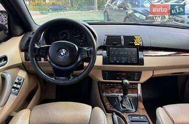 Позашляховик / Кросовер BMW X5 2004 в 