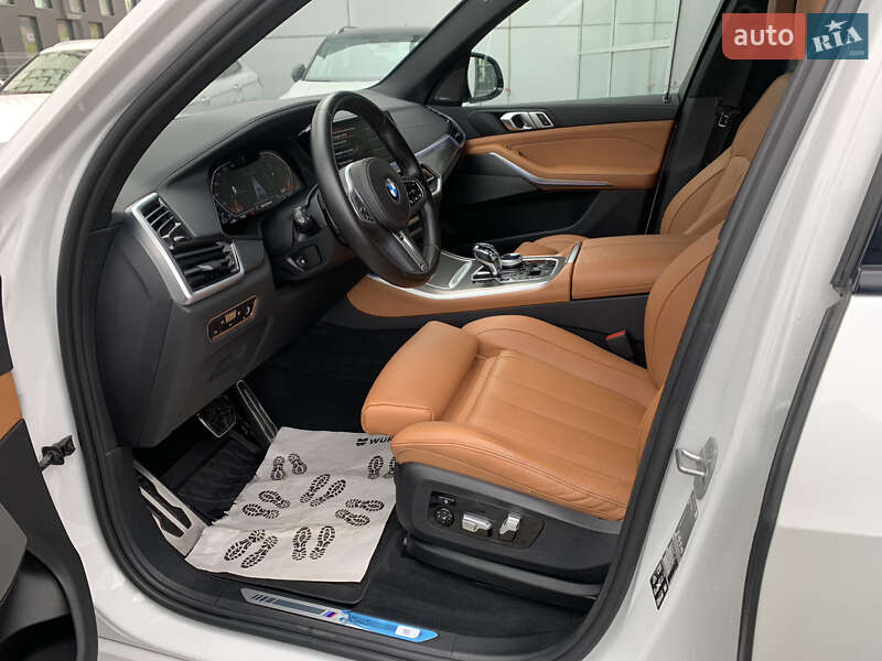 Внедорожник / Кроссовер BMW X5 2022 в Ивано-Франковске