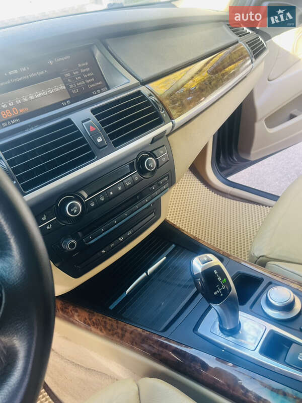 Внедорожник / Кроссовер BMW X5 2007 в Ивано-Франковске