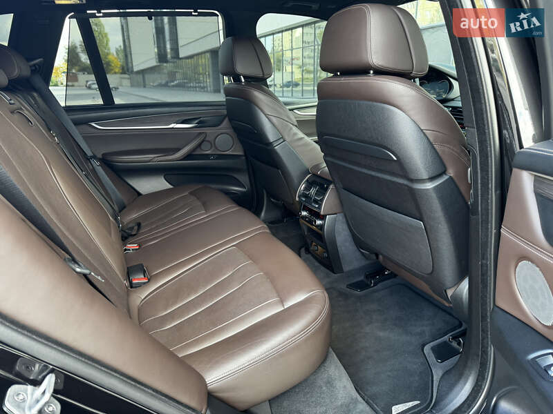 Позашляховик / Кросовер BMW X5 2015 в Дніпрі