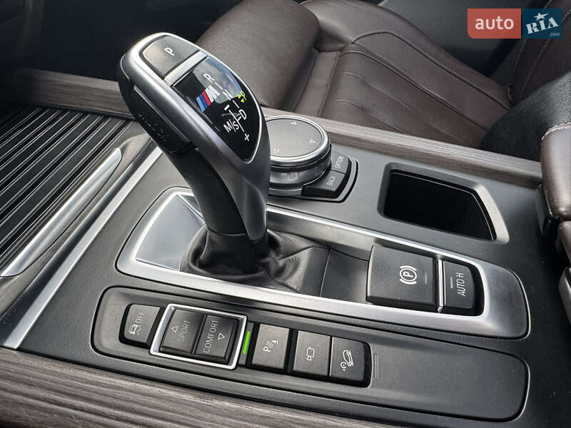 Позашляховик / Кросовер BMW X5 2015 в Дніпрі