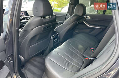 Внедорожник / Кроссовер BMW X5 2019 в 
