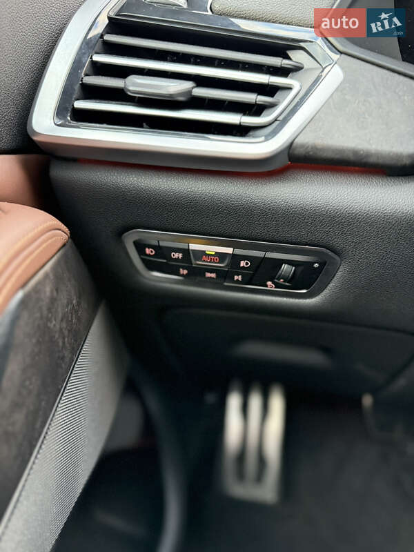 Внедорожник / Кроссовер BMW X5 2019 в Ровно