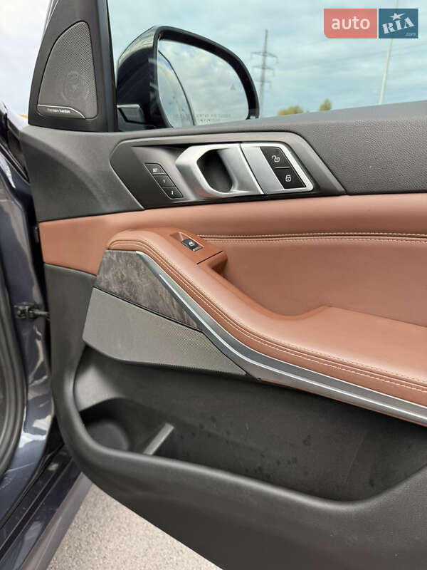 Внедорожник / Кроссовер BMW X5 2019 в Ровно
