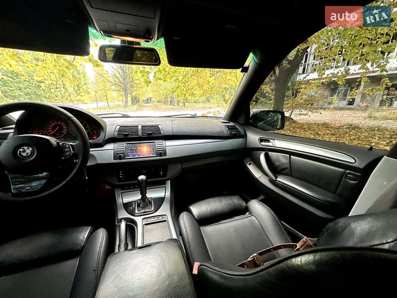 Внедорожник / Кроссовер BMW X5 2004 в Умани