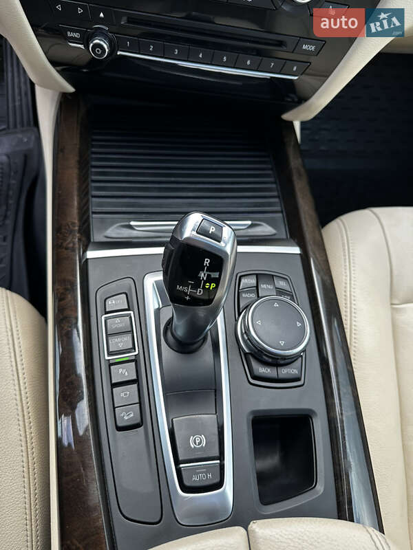 Внедорожник / Кроссовер BMW X5 2016 в Киеве