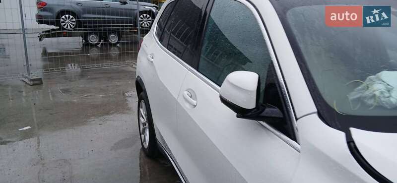 Позашляховик / Кросовер BMW X5 2020 в Львові