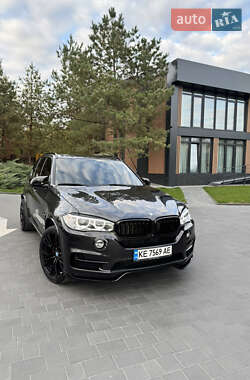 Внедорожник / Кроссовер BMW X5 2017 в Днепре