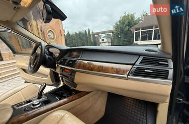 Внедорожник / Кроссовер BMW X5 2007 в 