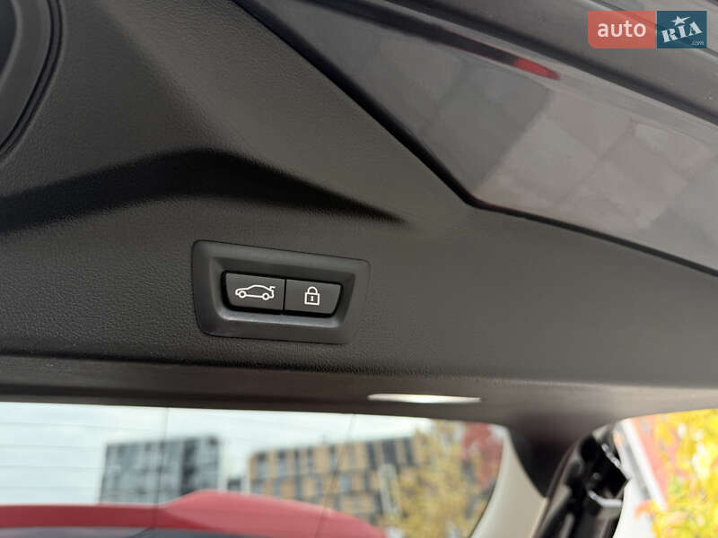 Внедорожник / Кроссовер BMW X5 2019 в Киеве