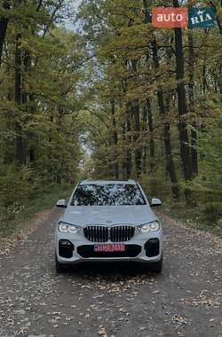 Внедорожник / Кроссовер BMW X5 2019 в Ужгороде