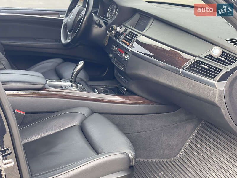 Внедорожник / Кроссовер BMW X5 2011 в Киеве фото 26 Внедорожник / Кроссовер BMW X5 2011 в Киеве