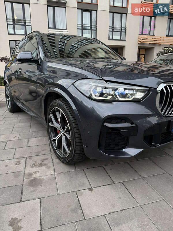 Внедорожник / Кроссовер BMW X5 2022 в Киеве