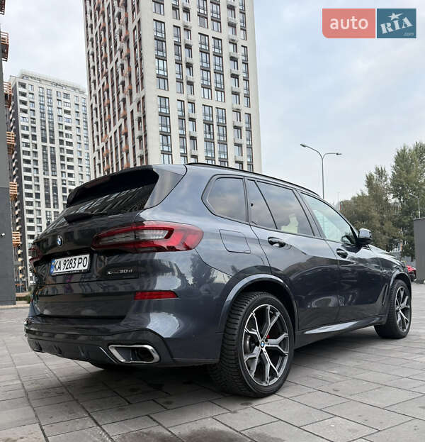 Внедорожник / Кроссовер BMW X5 2022 в Киеве