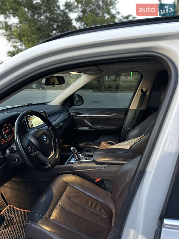 Позашляховик / Кросовер BMW X5 2014 в Кропивницькому