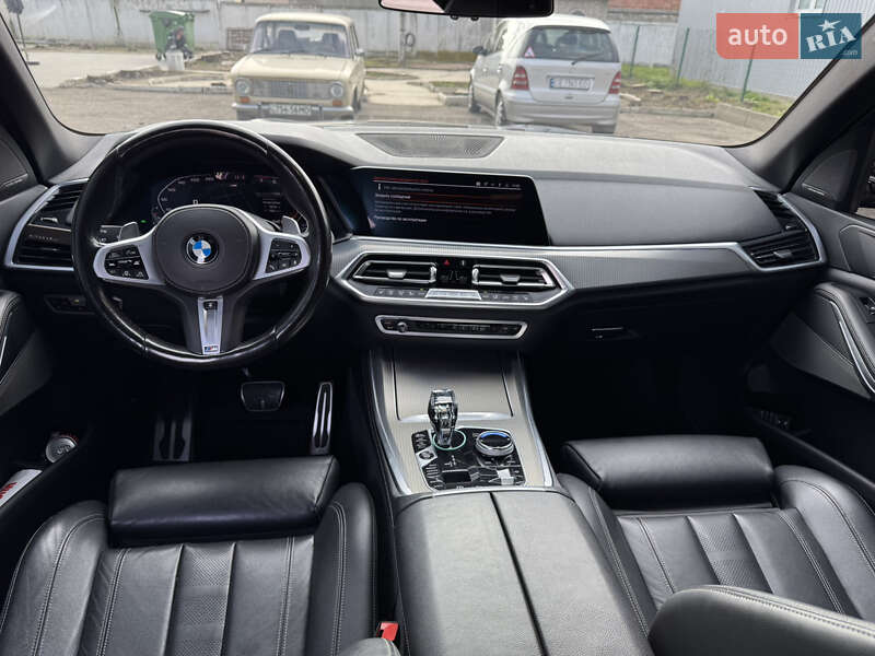 Внедорожник / Кроссовер BMW X5 2018 в Черновцах