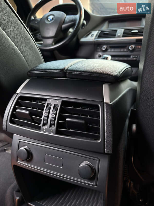 Позашляховик / Кросовер BMW X5 2012 в Запоріжжі