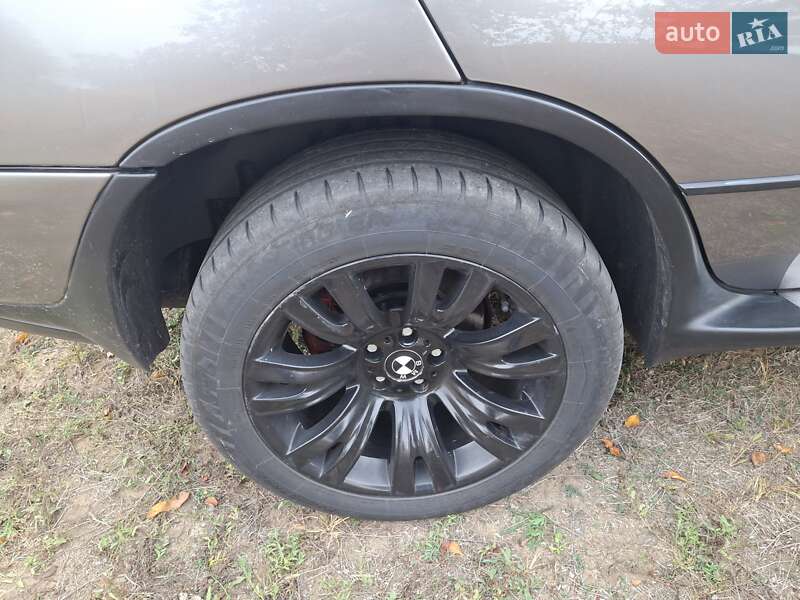 Внедорожник / Кроссовер BMW X5 2005 в Новопокровцы