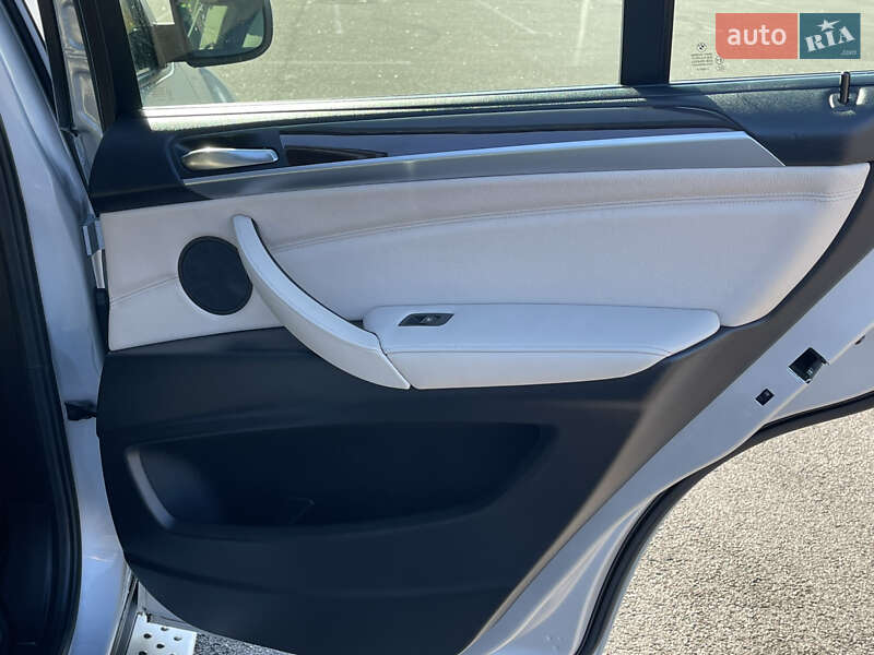 Внедорожник / Кроссовер BMW X5 2012 в Ровно фото 37 Внедорожник / Кроссовер BMW X5 2012 в Ровно