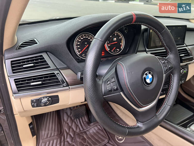 Позашляховик / Кросовер BMW X5 2011 в Києві