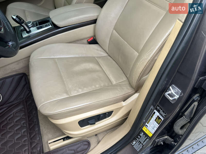 Позашляховик / Кросовер BMW X5 2011 в Києві