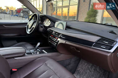 Внедорожник / Кроссовер BMW X5 2016 в 