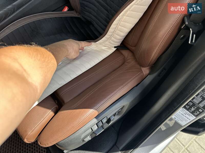 Позашляховик / Кросовер BMW X5 2016 в Лозовій