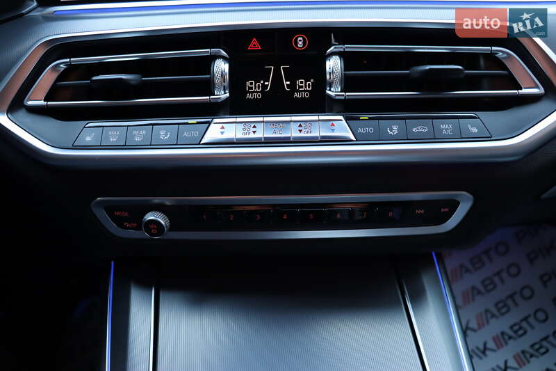 Внедорожник / Кроссовер BMW X5 2019 в Львове