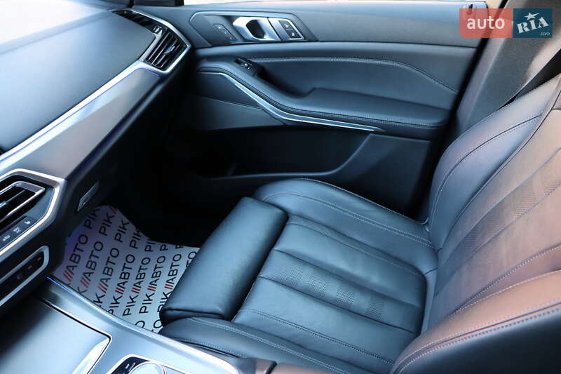 Внедорожник / Кроссовер BMW X5 2019 в Львове