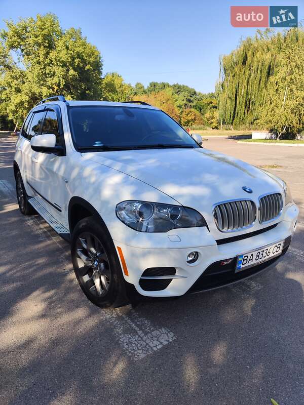 Внедорожник / Кроссовер BMW X5 2013 в 