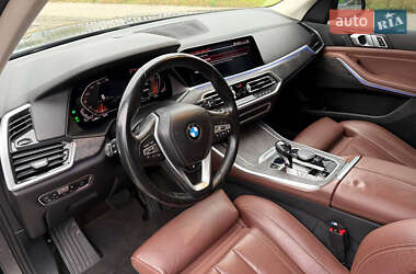 Внедорожник / Кроссовер BMW X5 2018 в 