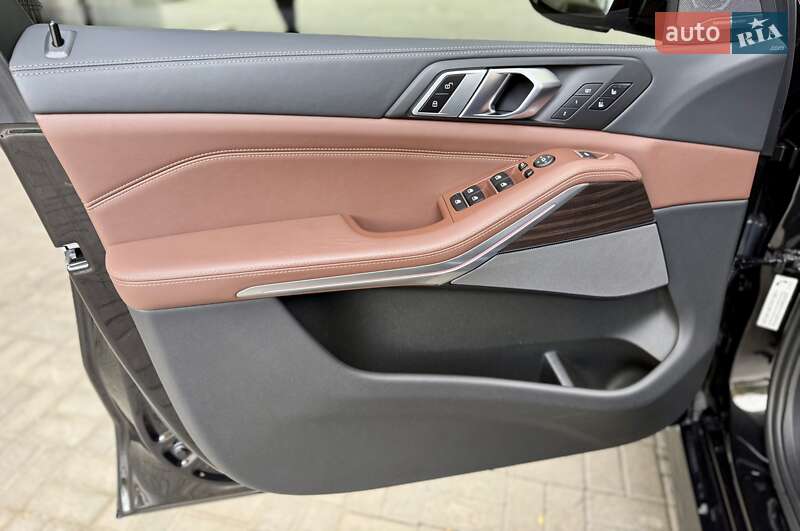 Внедорожник / Кроссовер BMW X5 2024 в Днепре
