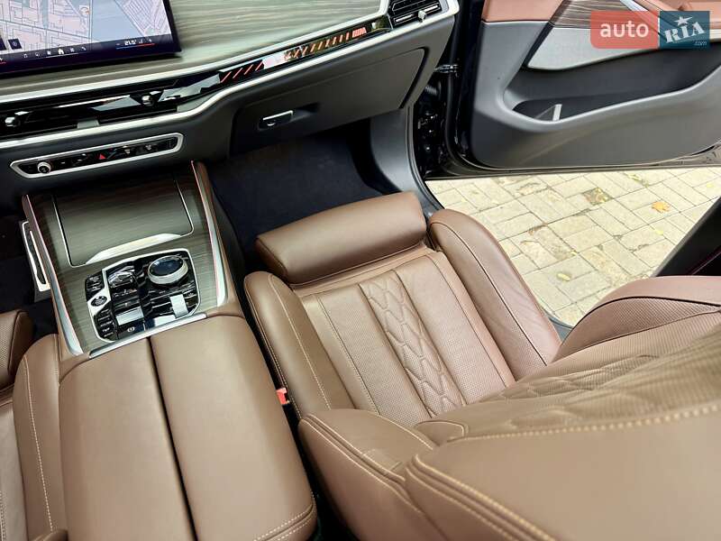 Внедорожник / Кроссовер BMW X5 2024 в Днепре