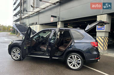 Внедорожник / Кроссовер BMW X5 2015 в 