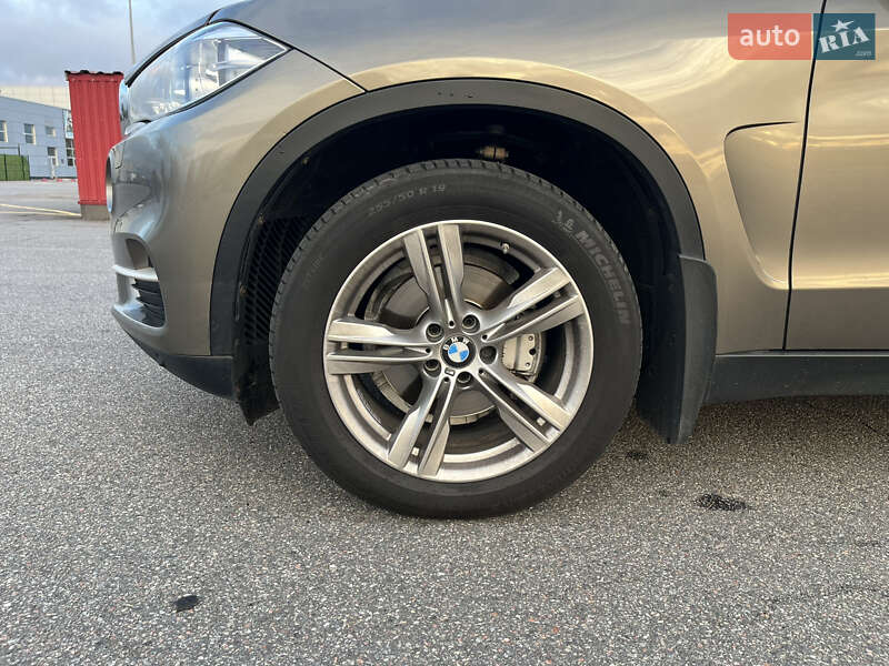 Позашляховик / Кросовер BMW X5 2017 в Києві фото 7 Позашляховик / Кросовер BMW X5 2017 в Києві