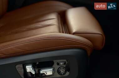 Внедорожник / Кроссовер BMW X5 2019 в 
