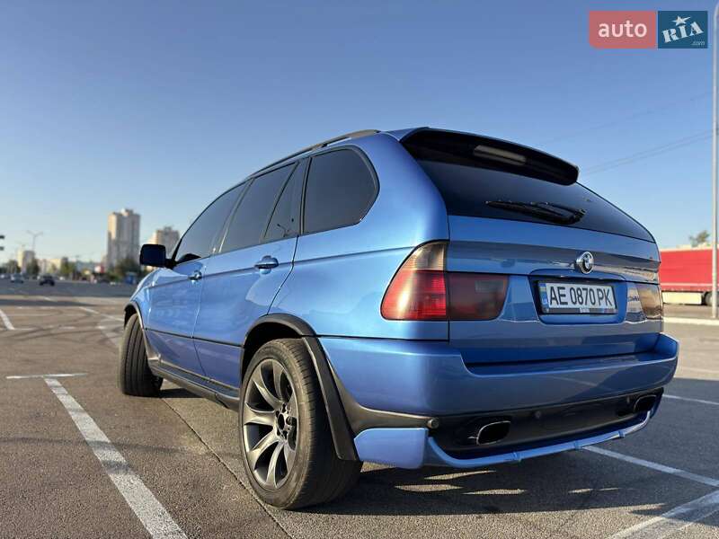 Внедорожник / Кроссовер BMW X5 2004 в Киеве