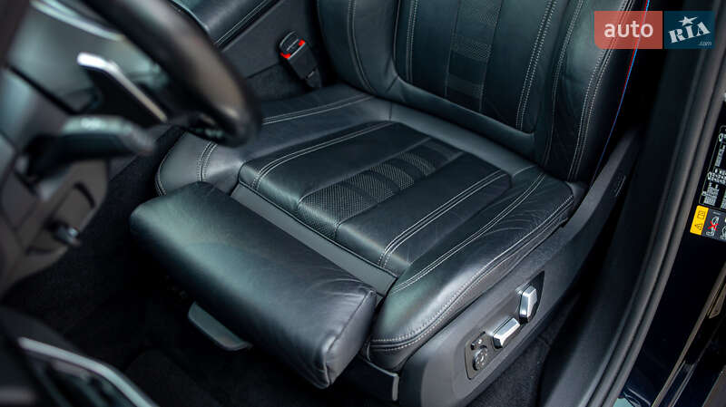 Внедорожник / Кроссовер BMW X5 2020 в Черновцах