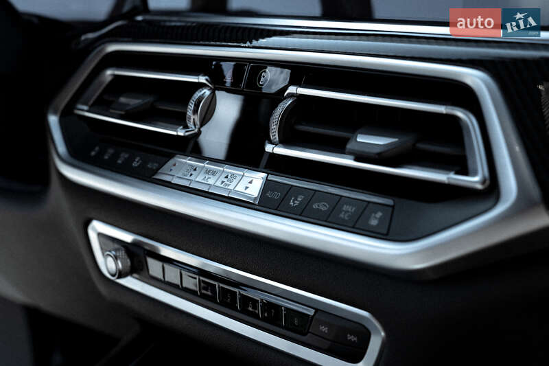 Внедорожник / Кроссовер BMW X5 2019 в Одессе
