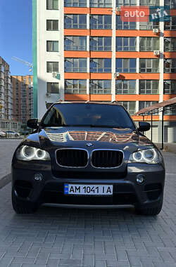 Внедорожник / Кроссовер BMW X5 2010 в Житомире