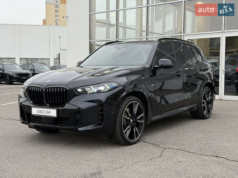 Внедорожник / Кроссовер BMW X5 2024 в Харькове