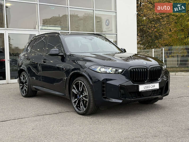 Внедорожник / Кроссовер BMW X5 2024 в Харькове