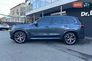 Внедорожник / Кроссовер BMW X5 2022 в Киеве
