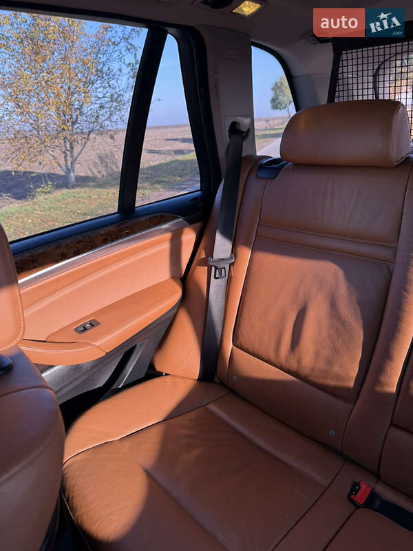 Внедорожник / Кроссовер BMW X5 2008 в Теофиполе