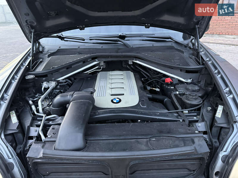 Внедорожник / Кроссовер BMW X5 2008 в Теофиполе