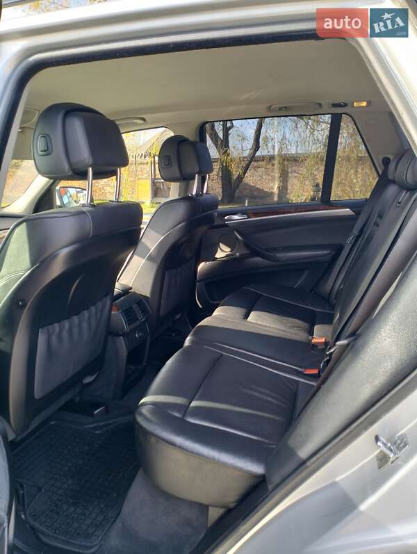 Внедорожник / Кроссовер BMW X5 2009 в Коломые